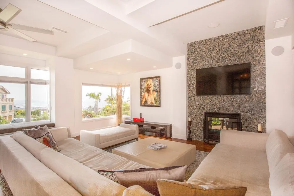 beachlivingroom Interior Painting Services in Encinitas